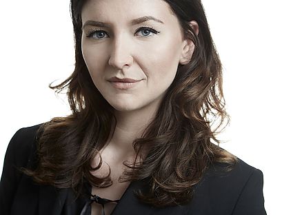 Personal Assistant: Justine Mikoschek